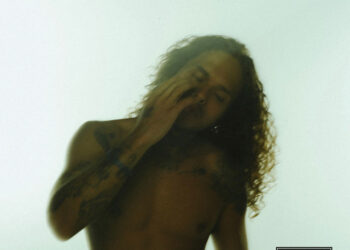 Vitão – Travesseiro (feat. Luccas Carlos)